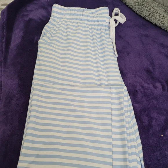 Sleep wears - Picture 3 of 3